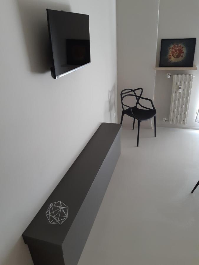 Lidia House Design Apartment Novi Ligure Bagian luar foto